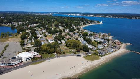1092 Ocean Avenue New London CT 06320