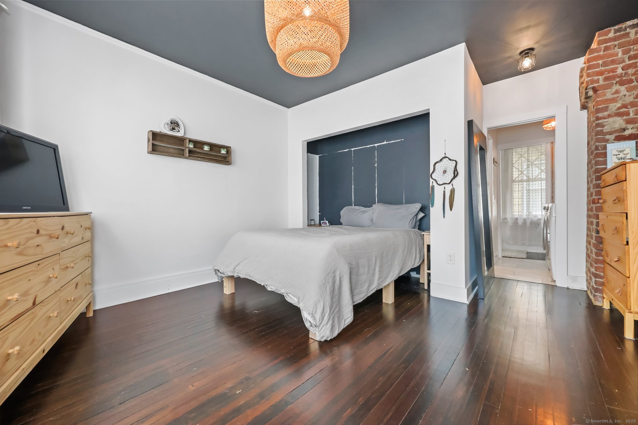 604 Wood Avenue Bridgeport CT 06604