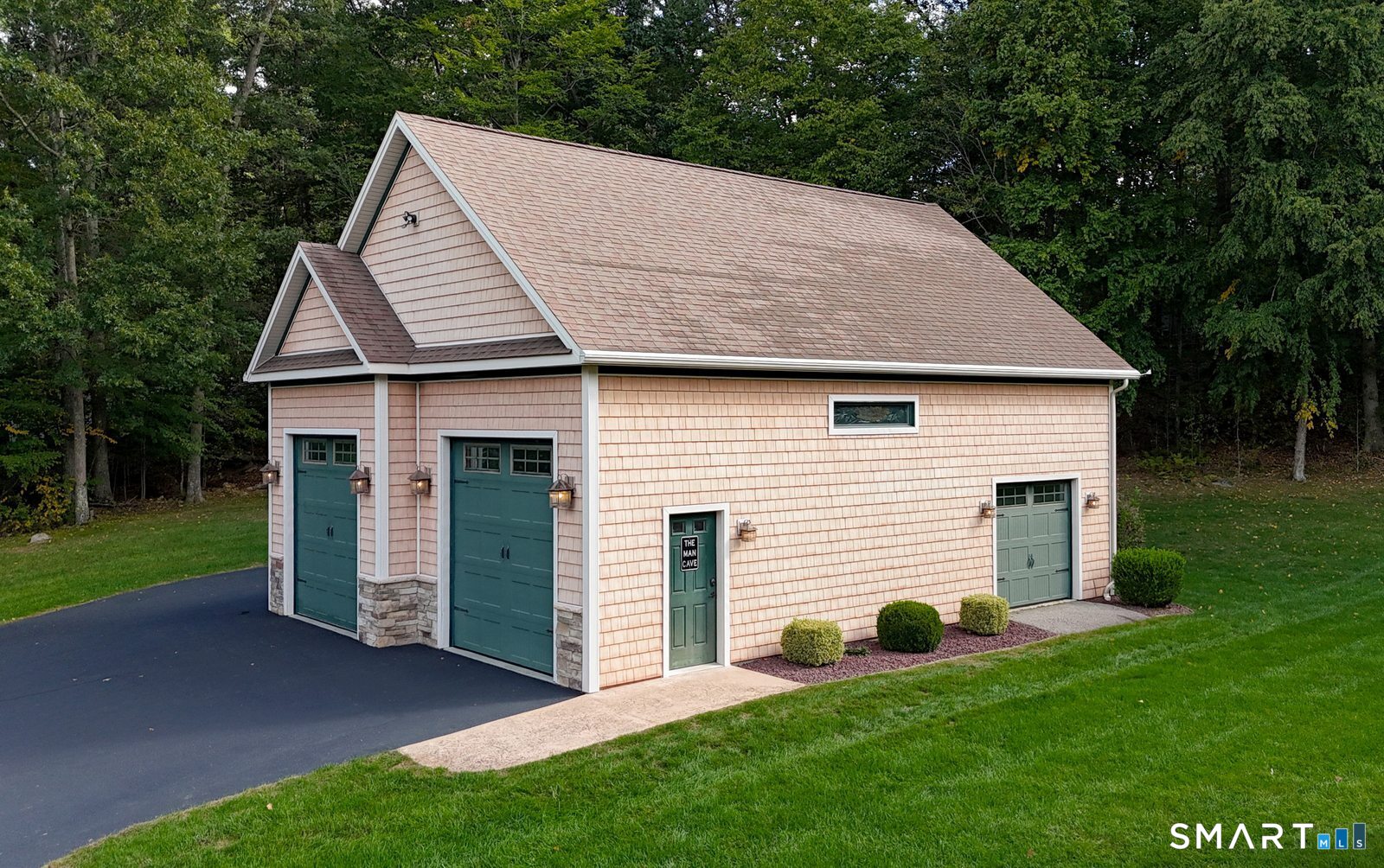 180 Tartia Road East Hampton CT 06424