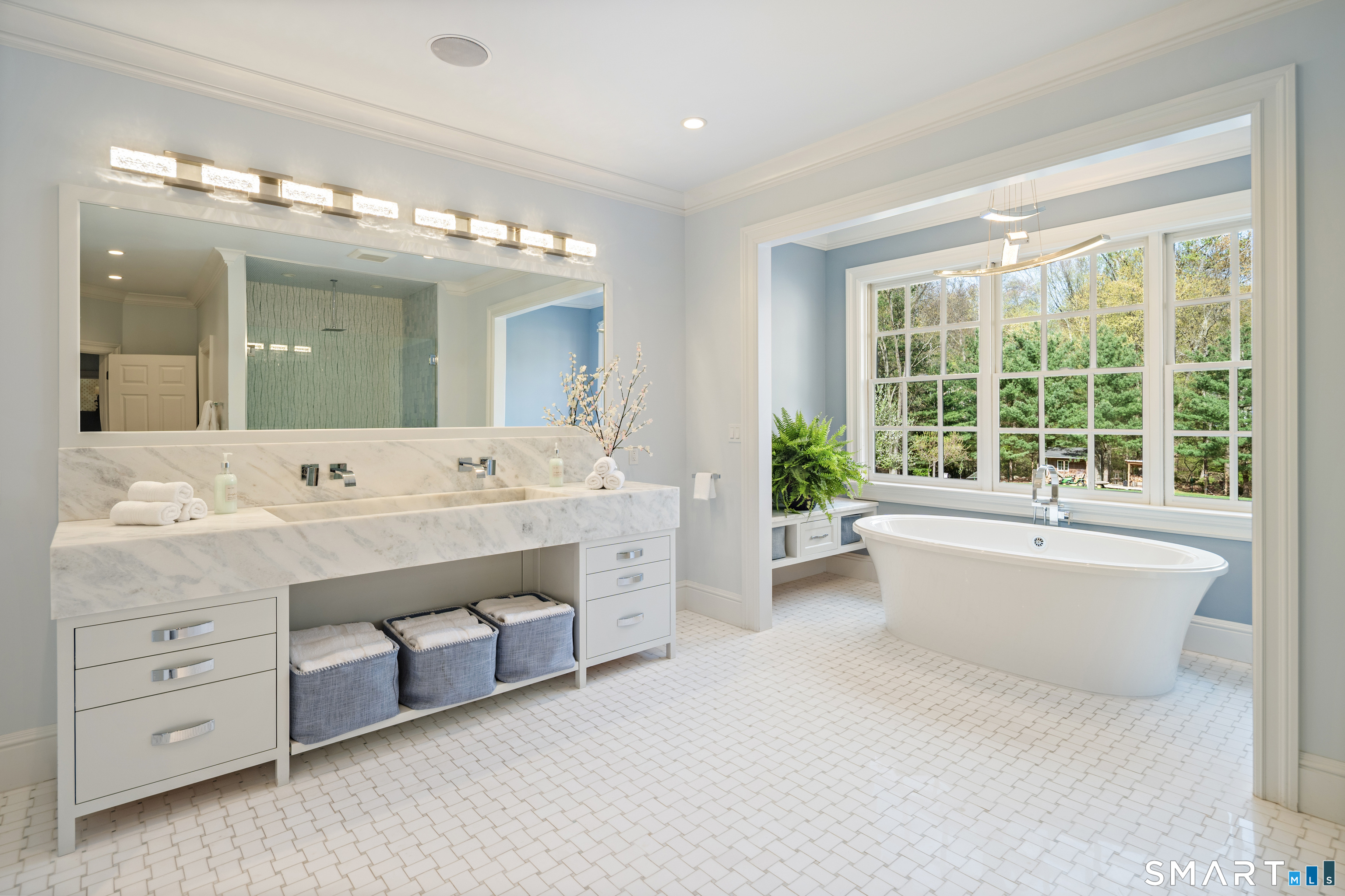 140 Stoneleigh Road New Canaan CT 06840