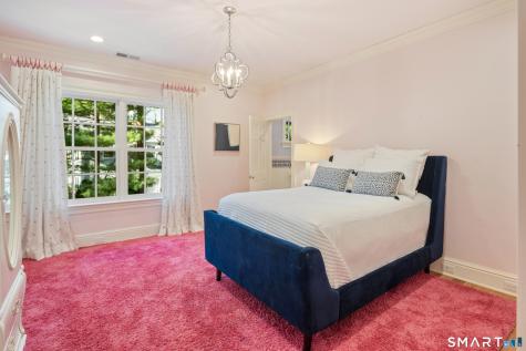 140 Stoneleigh Road New Canaan CT 06840