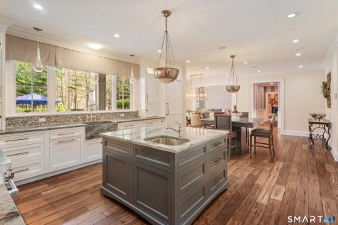 140 Stoneleigh Road New Canaan CT 06840