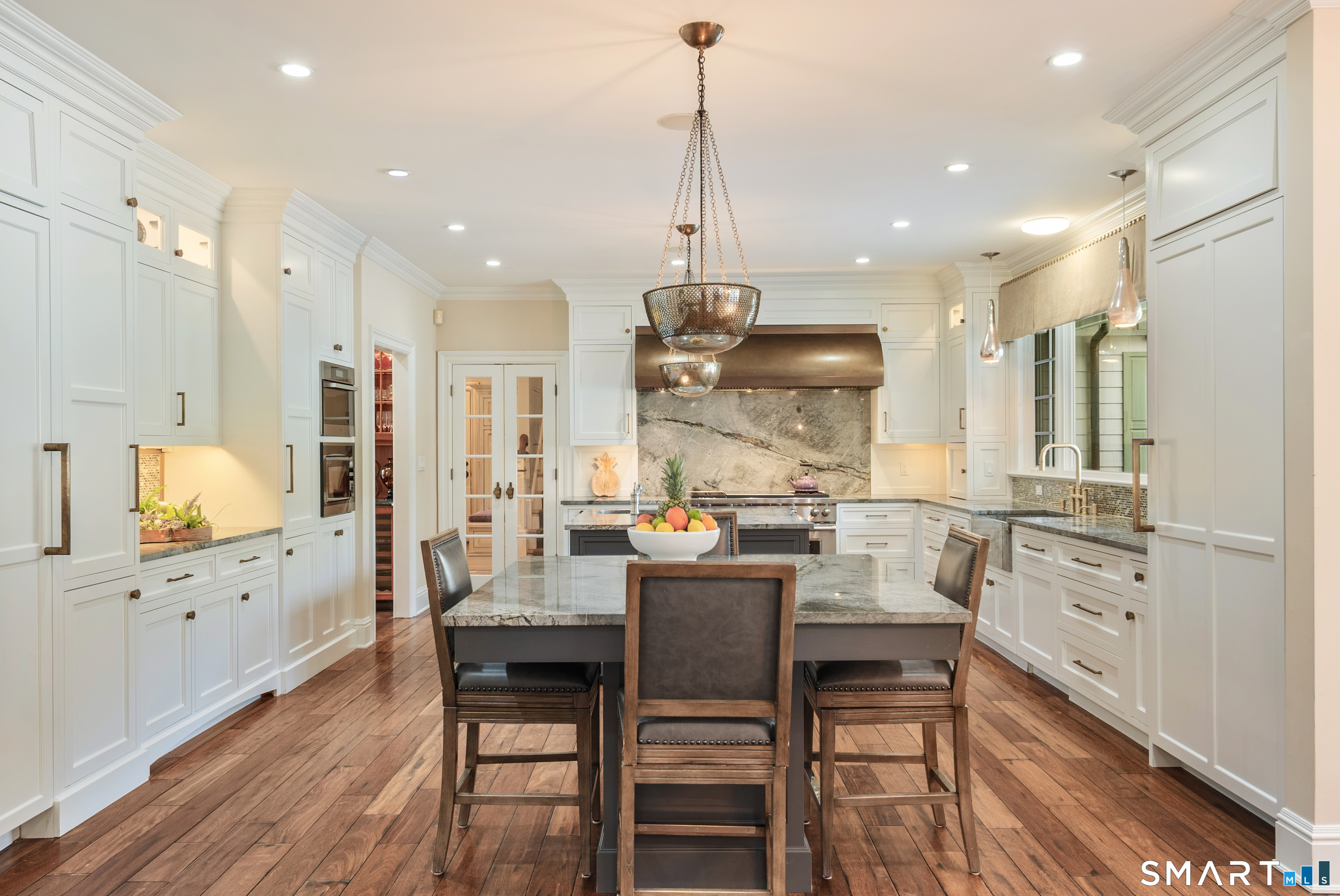 140 Stoneleigh Road New Canaan CT 06840