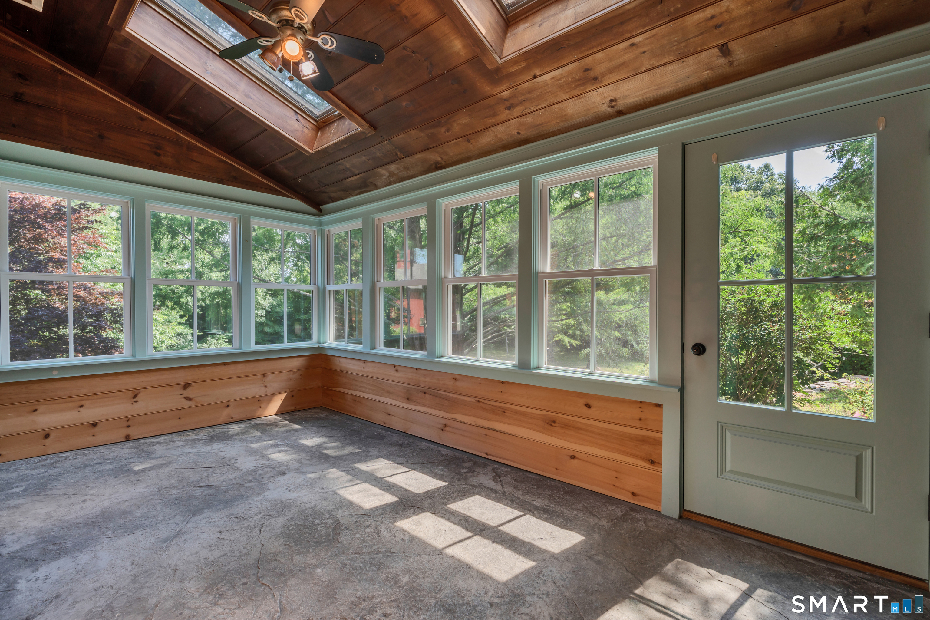 148 Mungertown Road Madison CT 06443