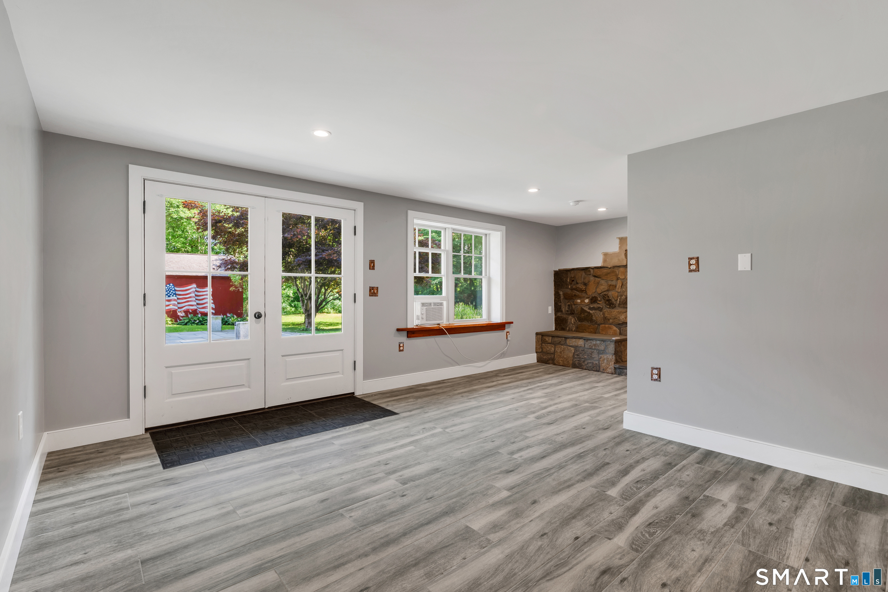 148 Mungertown Road Madison CT 06443