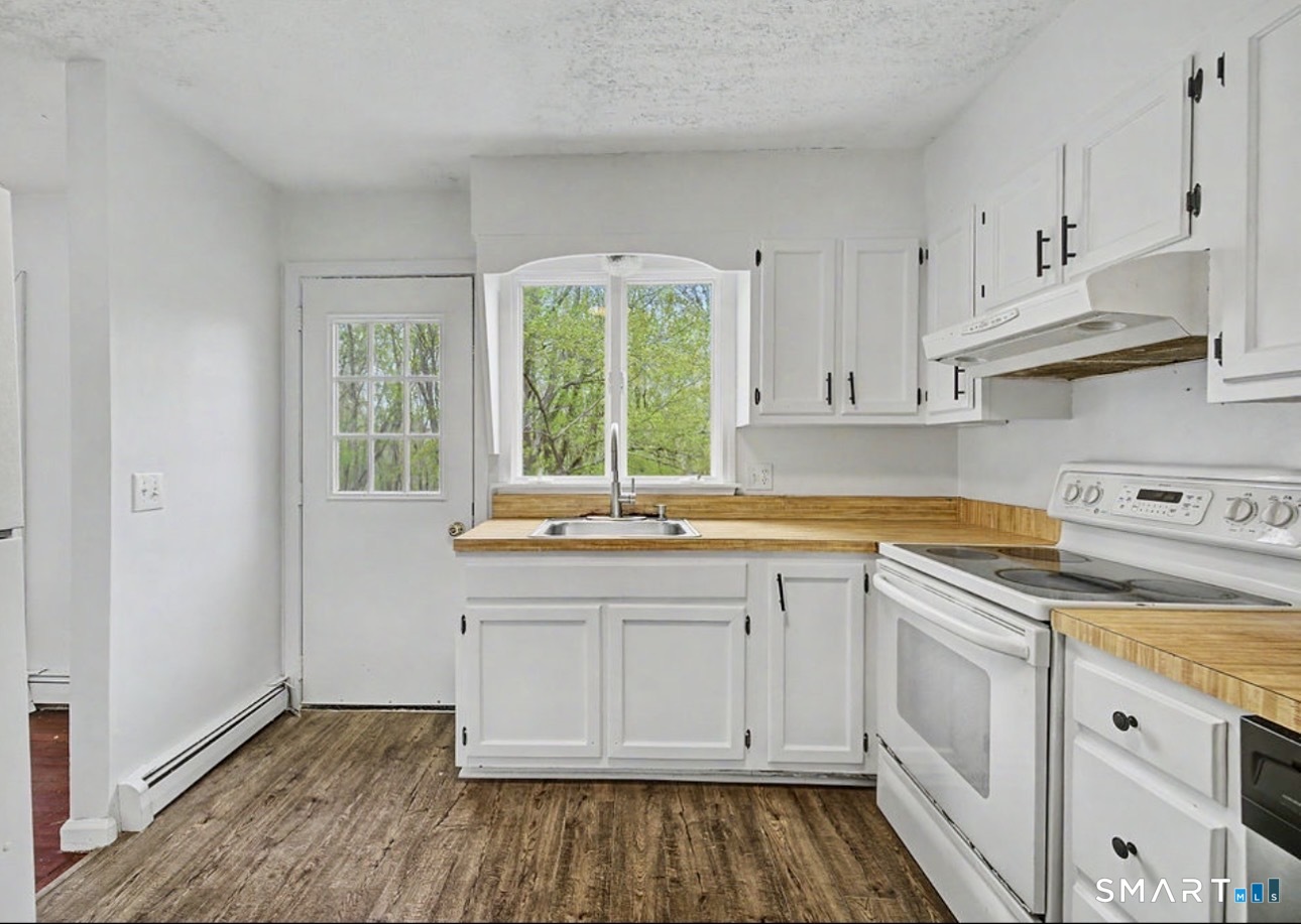 6 Jacklin Road Bethel CT 06801