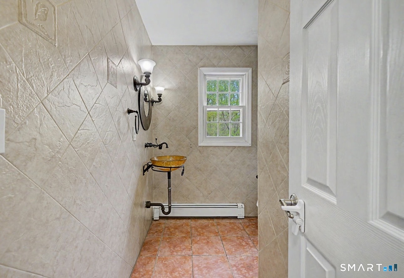 6 Jacklin Road Bethel CT 06801