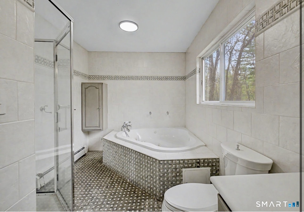 6 Jacklin Road Bethel CT 06801
