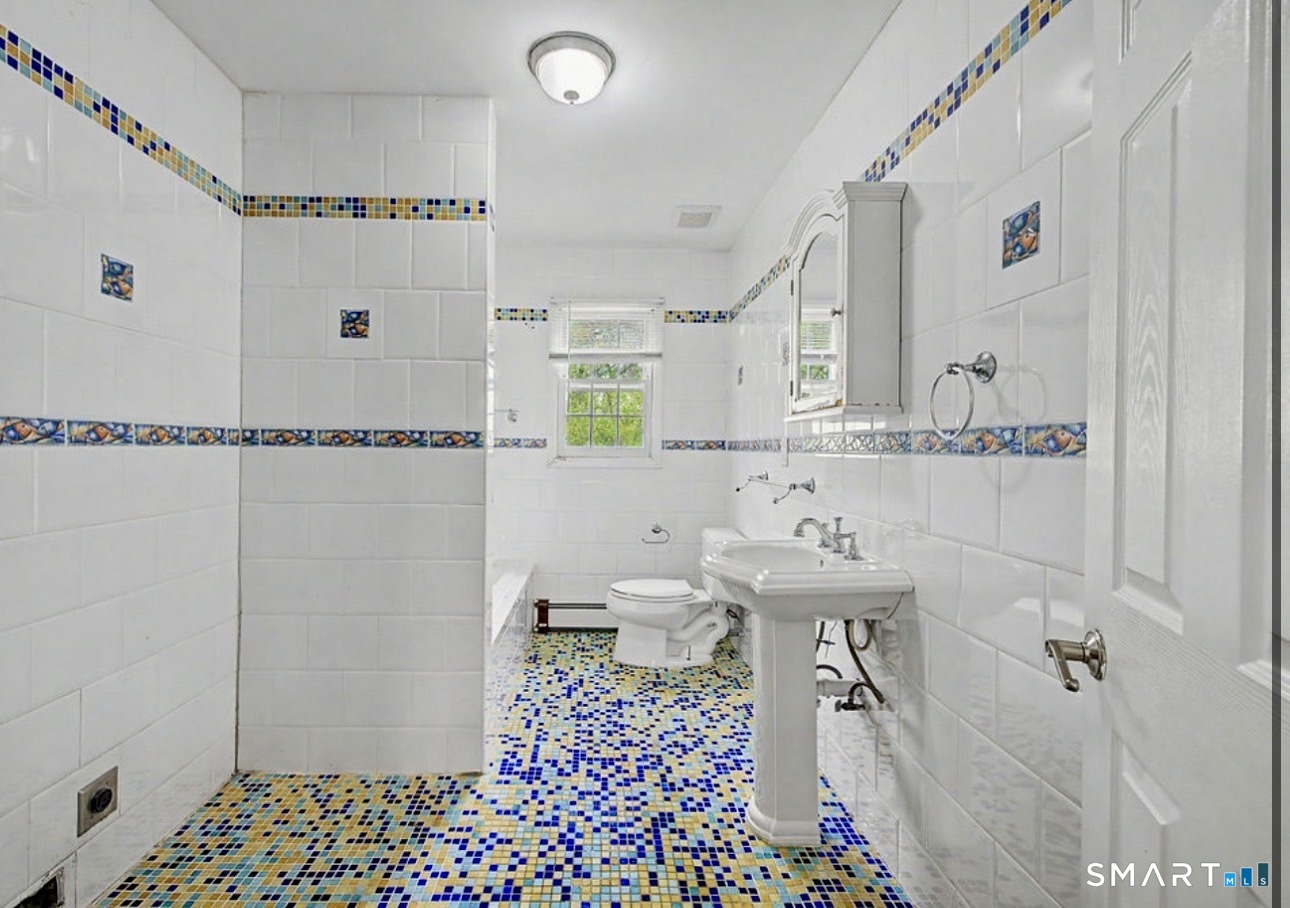 6 Jacklin Road Bethel CT 06801