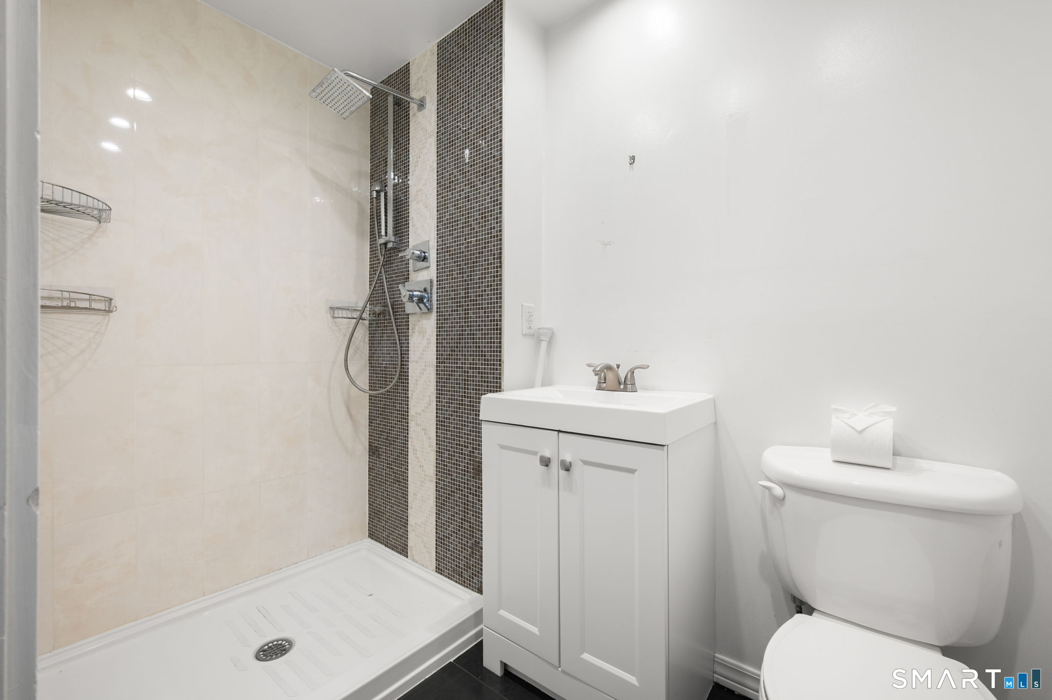 31 Ravenwood Road North Stonington CT 06359