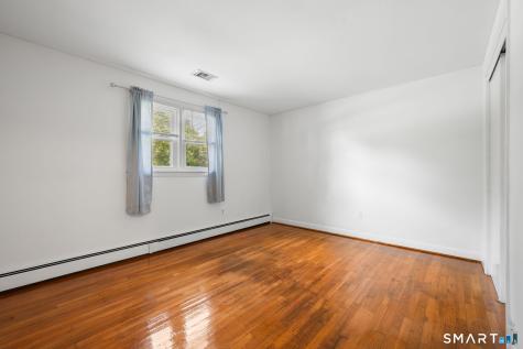 31 Ravenwood Road North Stonington CT 06359