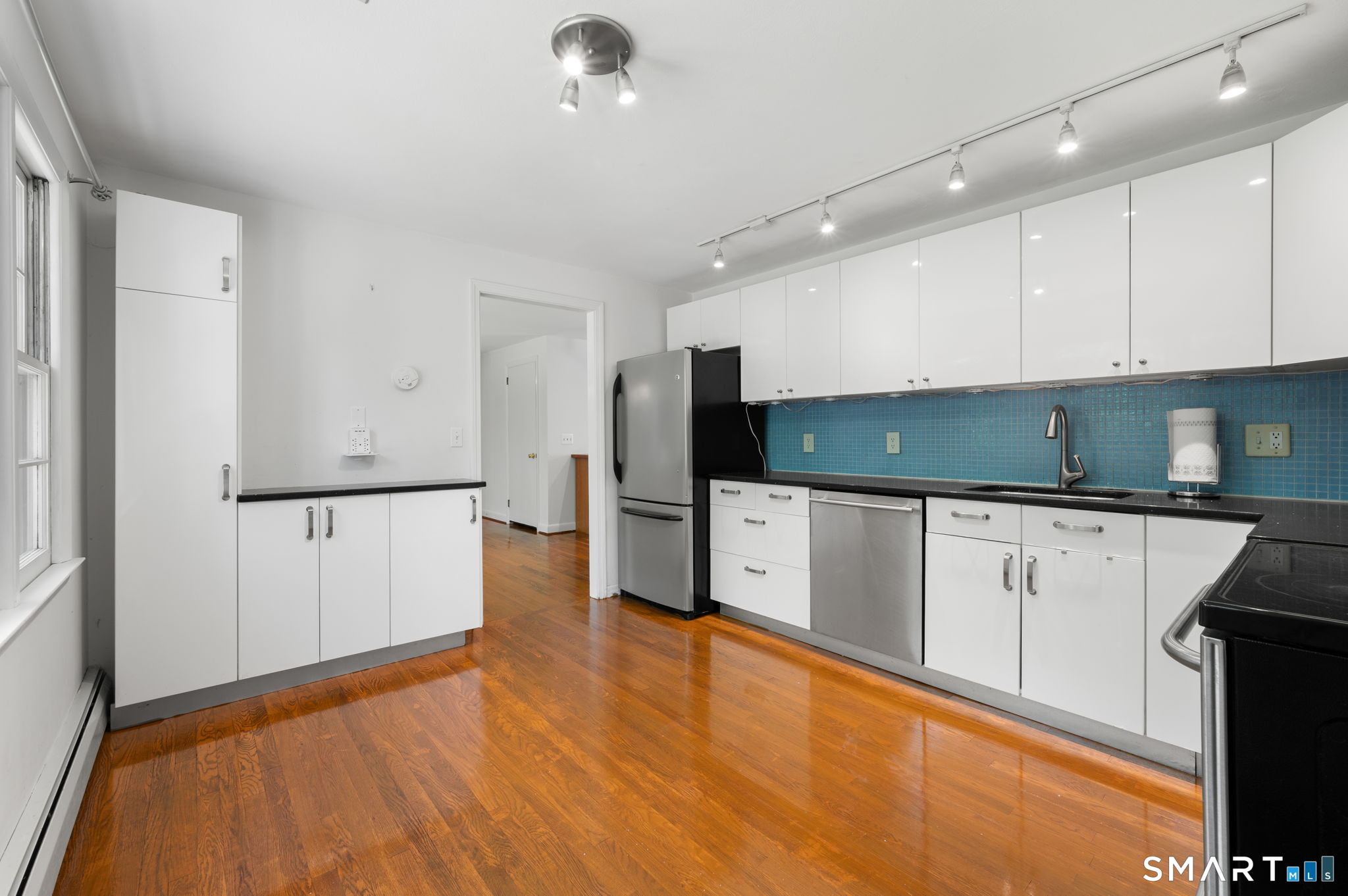 31 Ravenwood Road North Stonington CT 06359