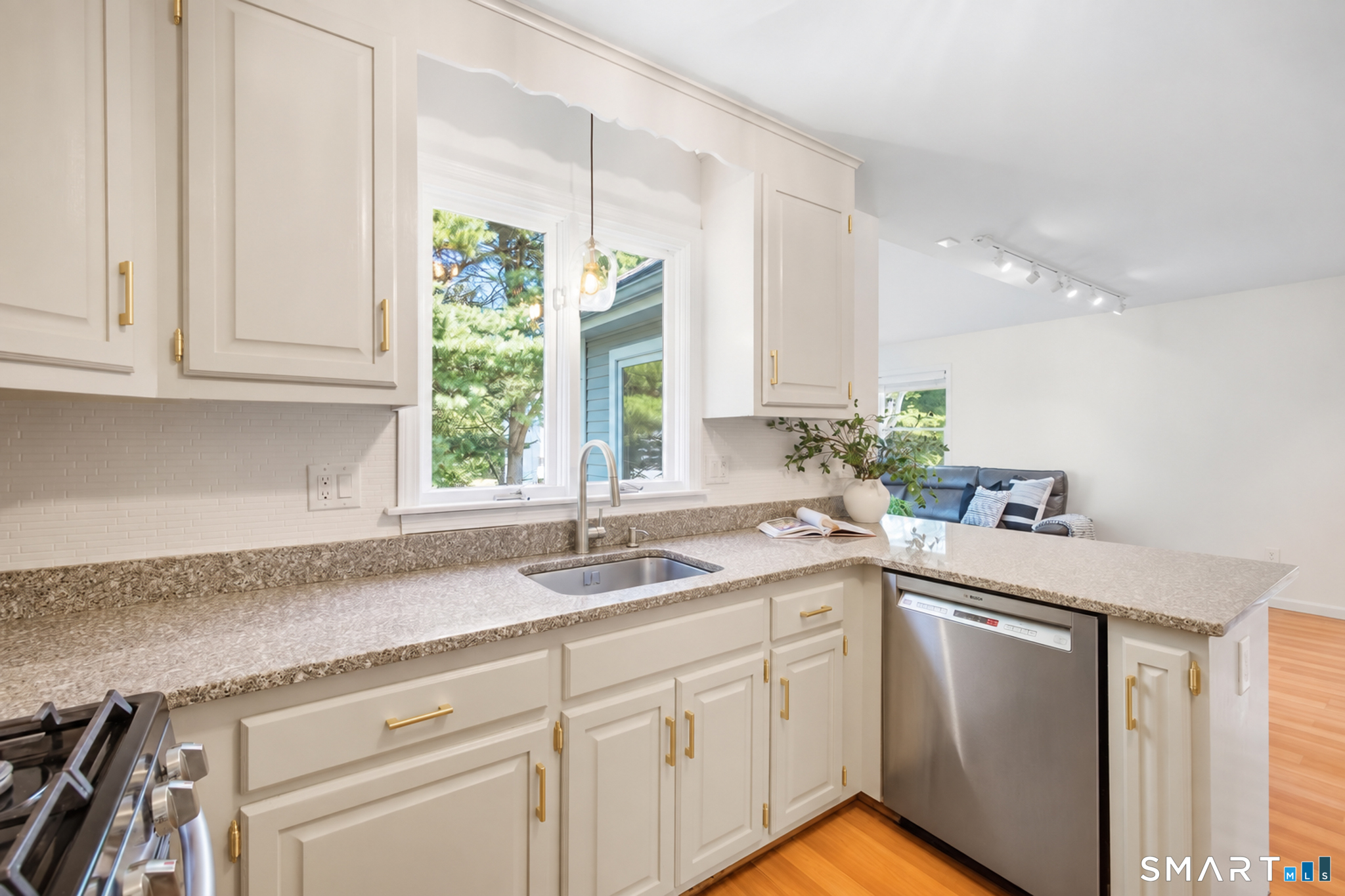 15 Porter Green South Windsor CT 06074