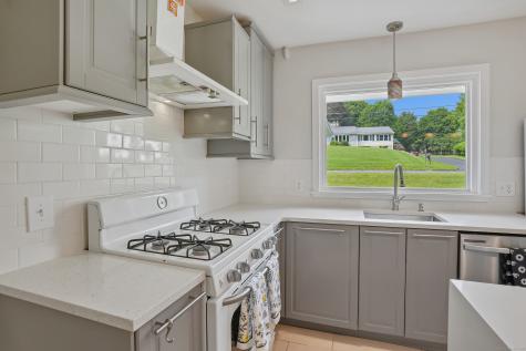 16 Dogwood Drive Danbury CT 06811