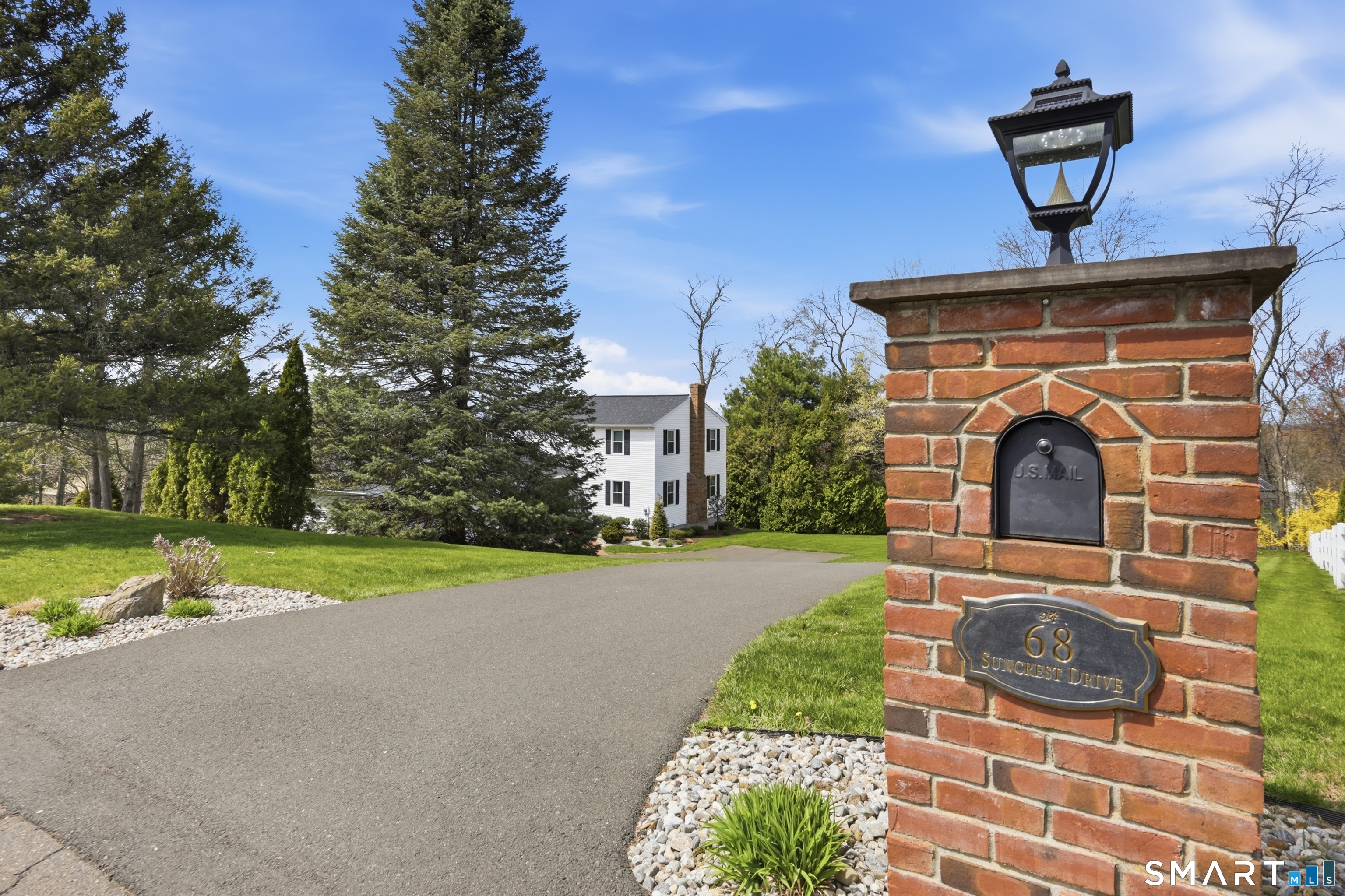 68 Suncrest Drive Somers CT 06071
