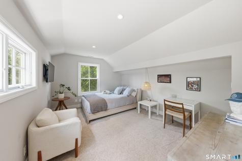6 Berry Lane Darien CT 06820