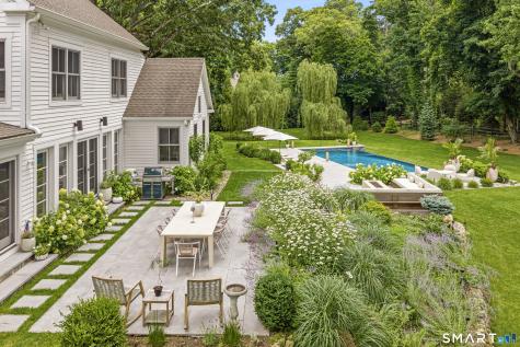 6 Berry Lane Darien CT 06820