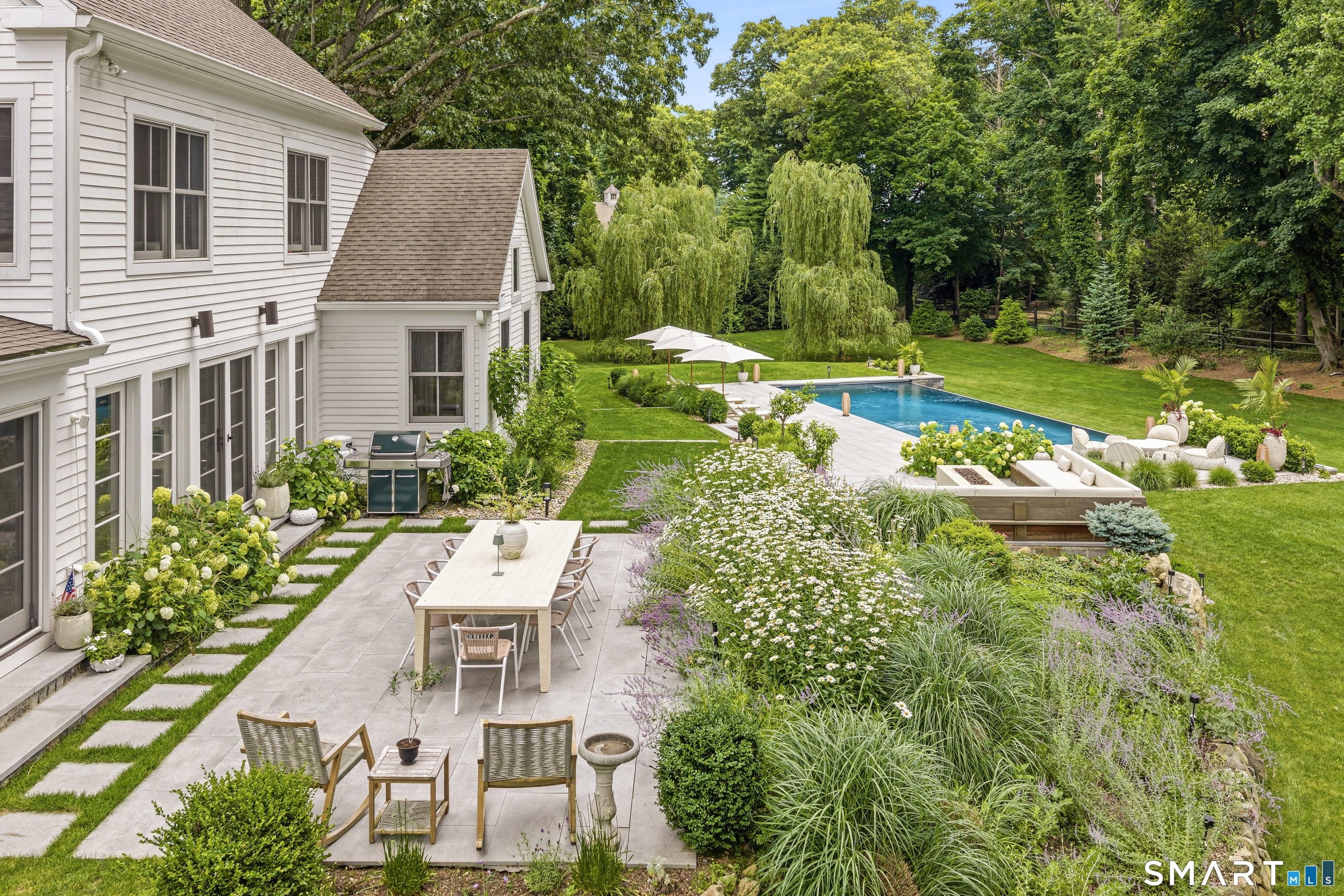 6 Berry Lane Darien CT 06820