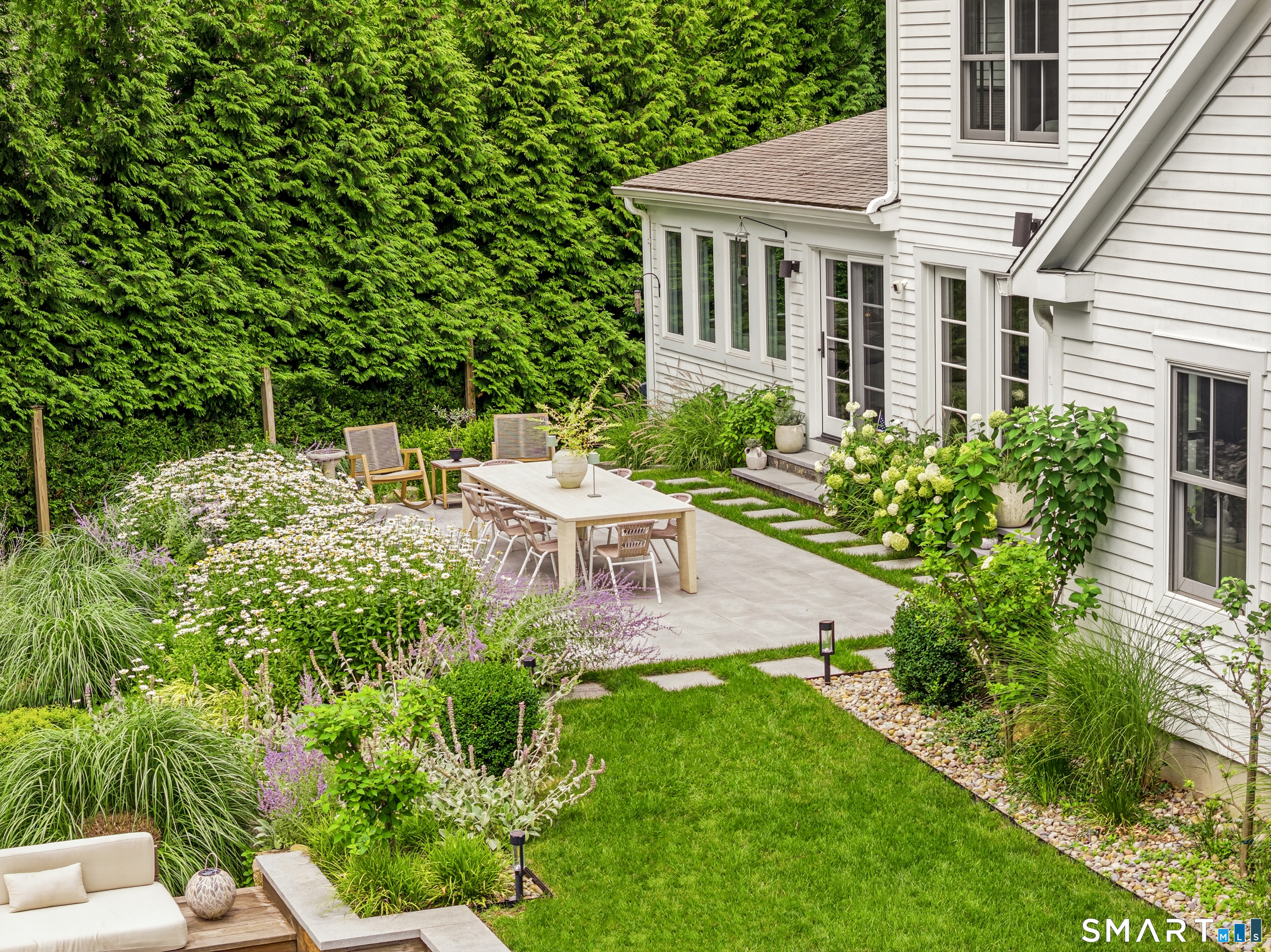 6 Berry Lane Darien CT 06820