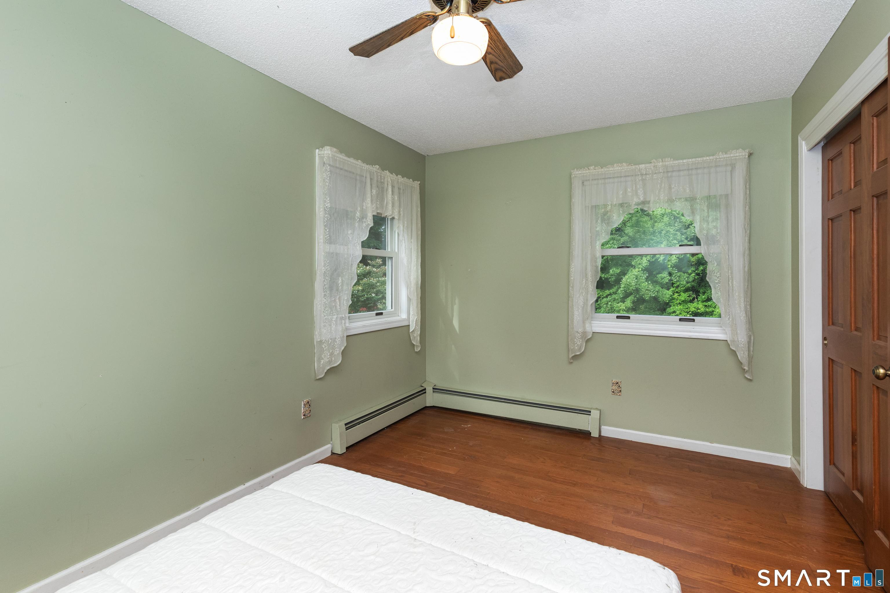 417 Chestnut Tree Hill Road Oxford CT 06478