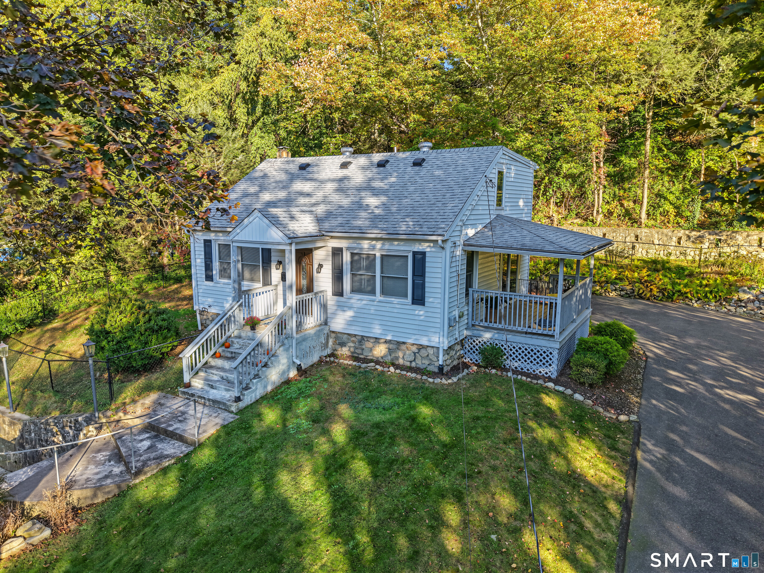 609 S. Main Street Seymour CT 06483