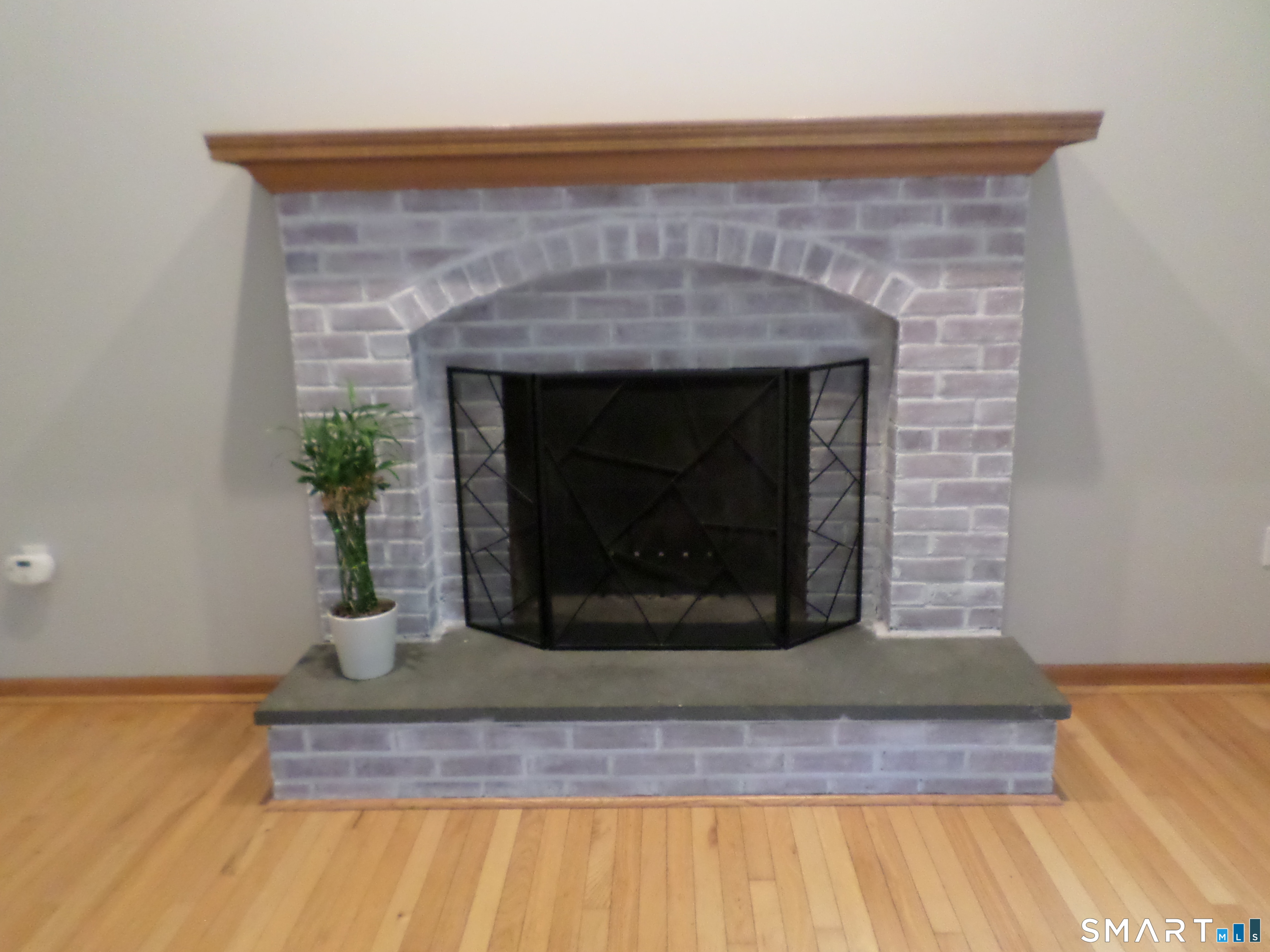 48 Brookview Circle Manchester CT 06040