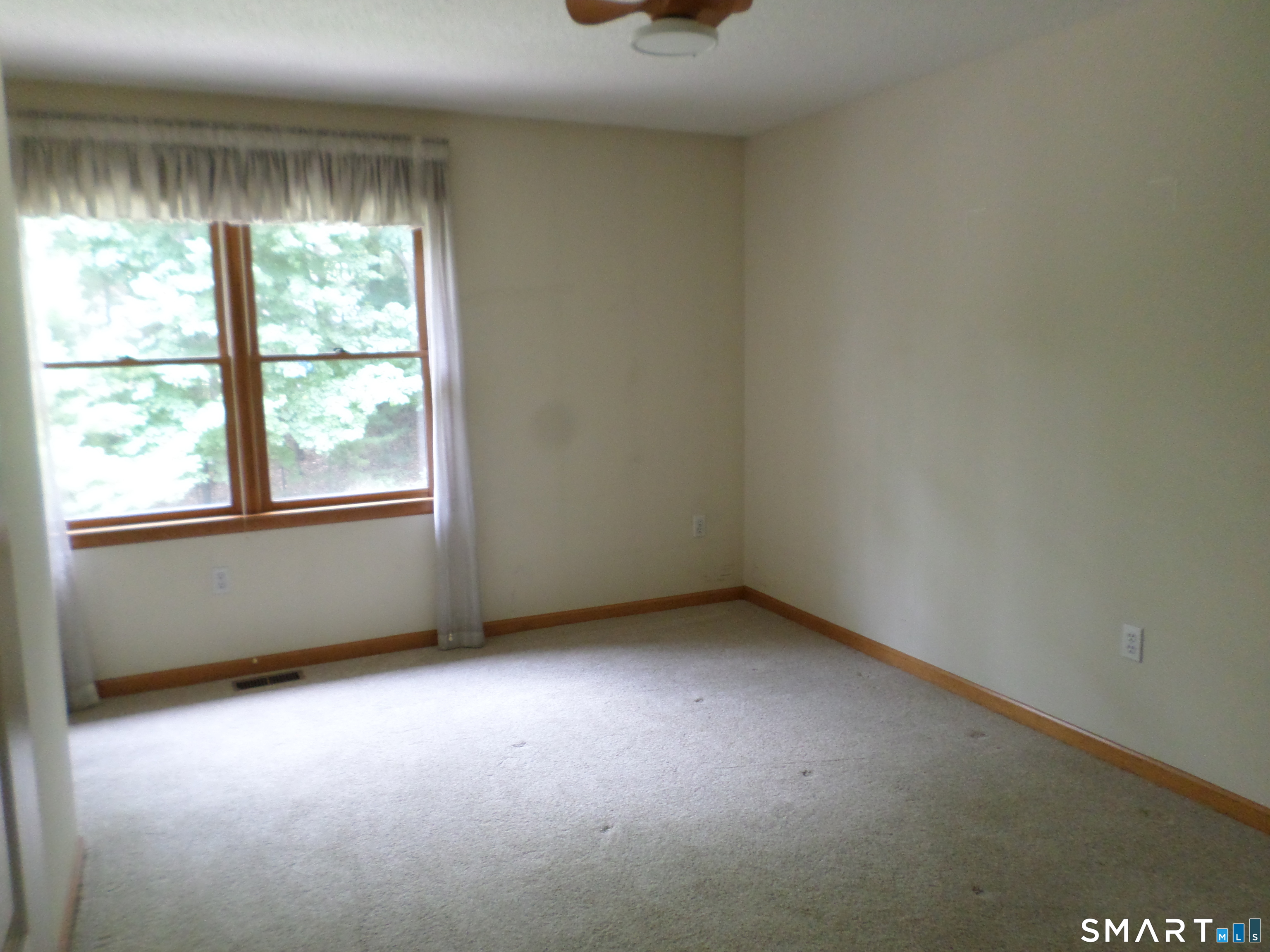 48 Brookview Circle Manchester CT 06040