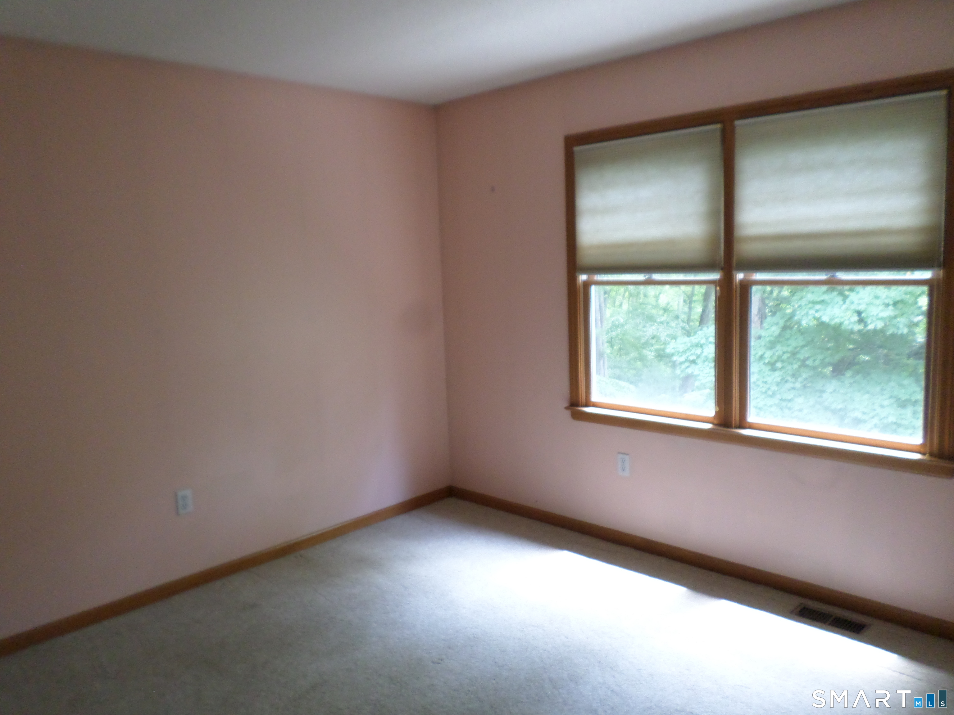 48 Brookview Circle Manchester CT 06040