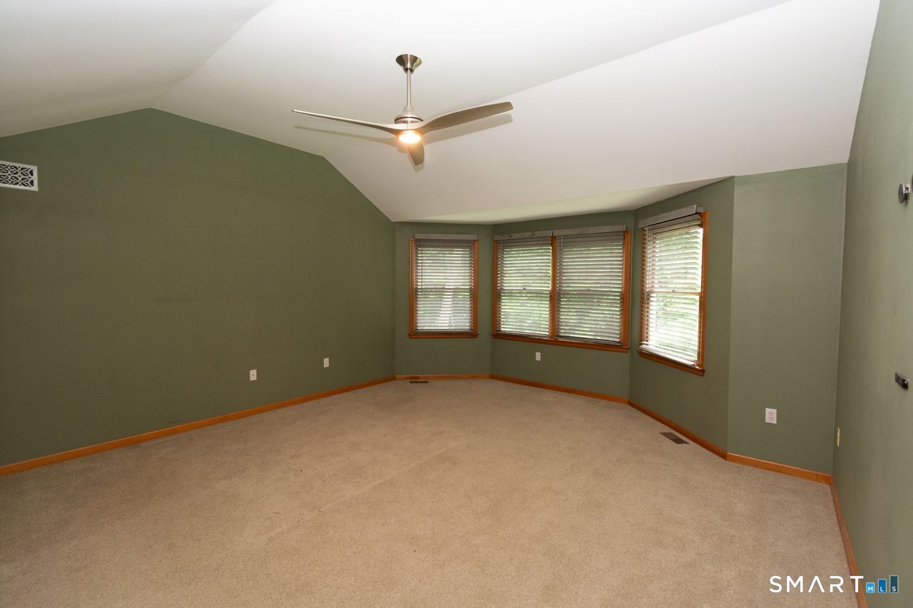 48 Brookview Circle Manchester CT 06040
