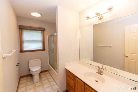 48 Brookview Circle Manchester CT 06040