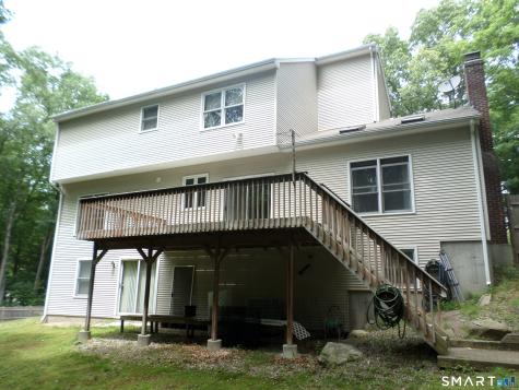 48 Brookview Circle Manchester CT 06040