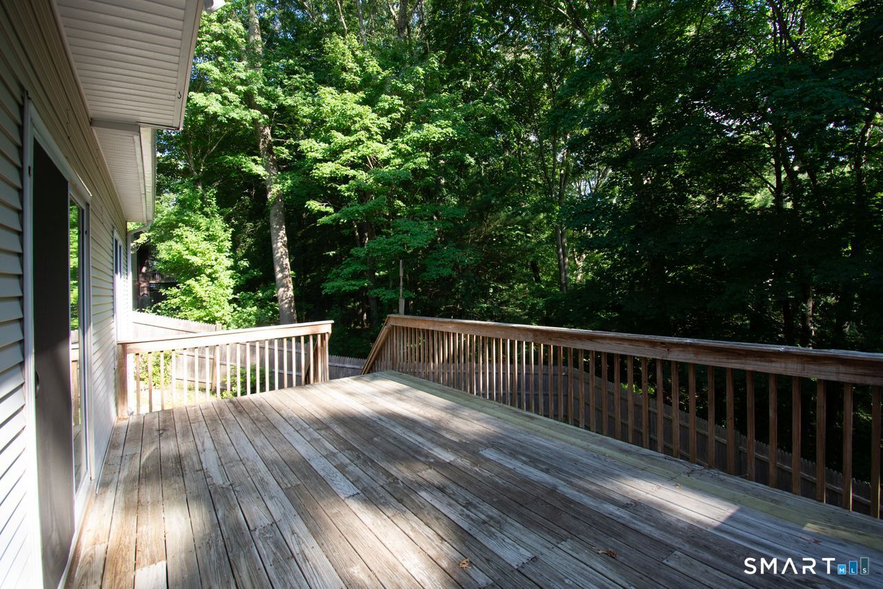 48 Brookview Circle Manchester CT 06040