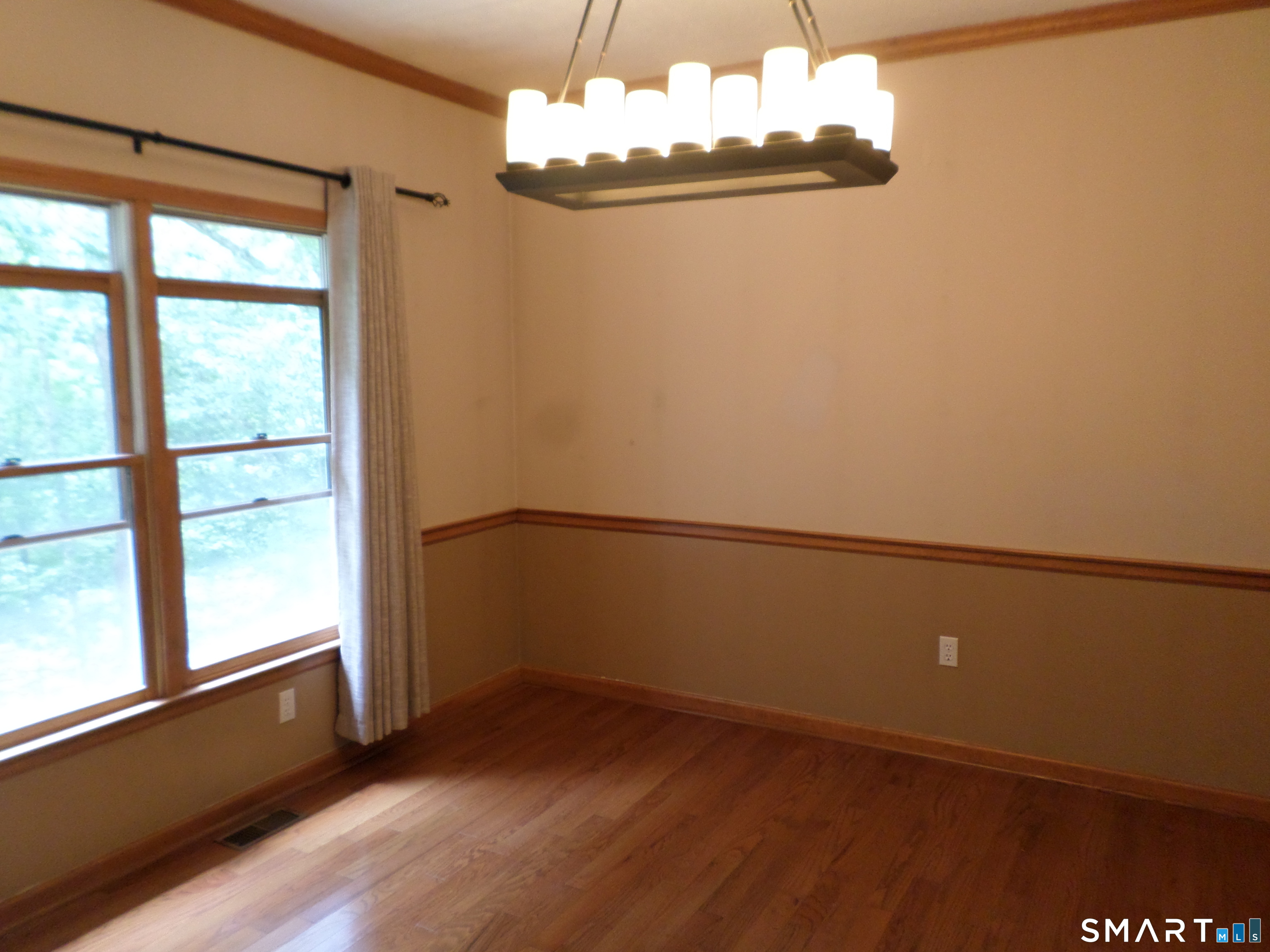 48 Brookview Circle Manchester CT 06040