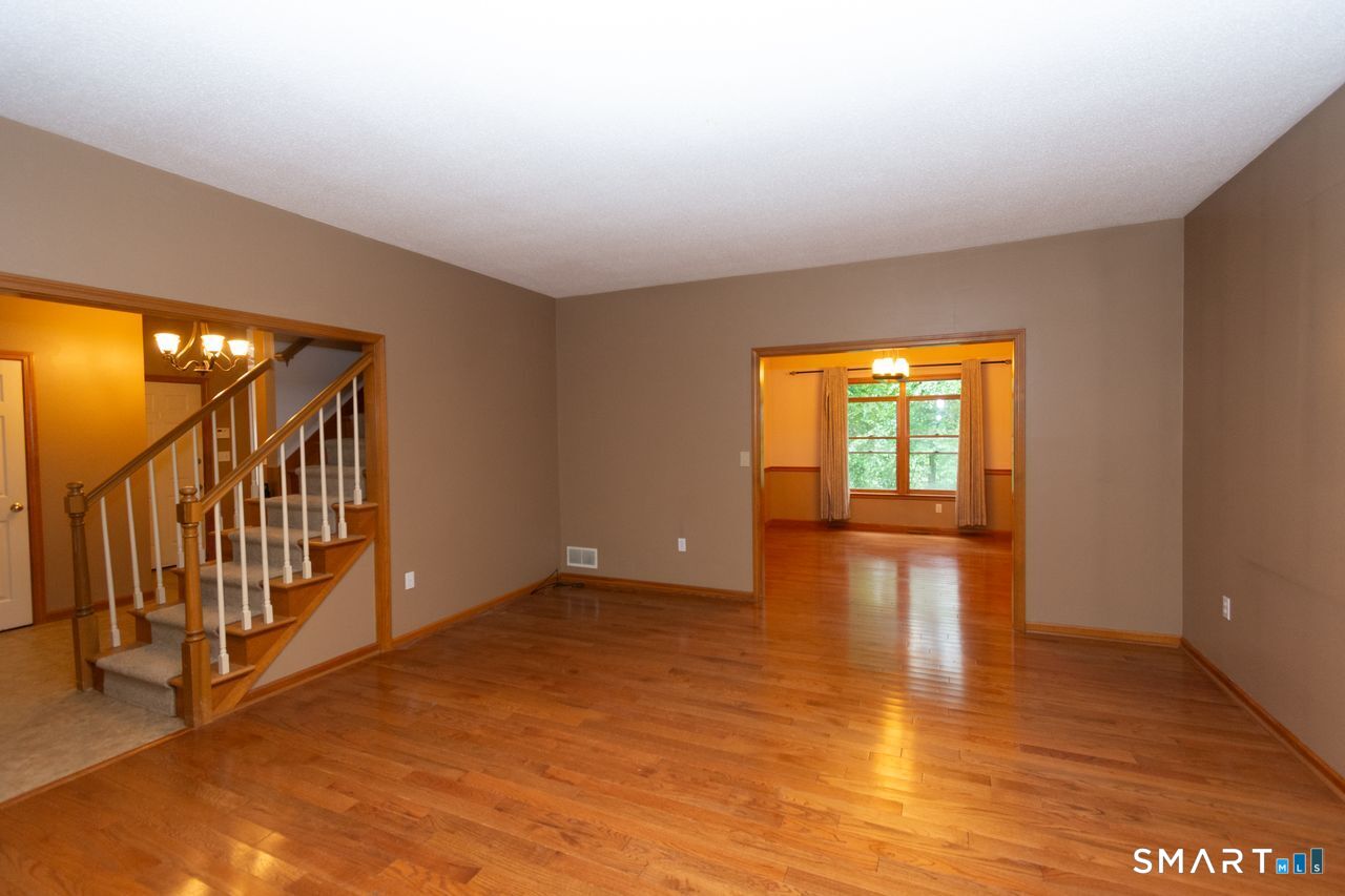 48 Brookview Circle Manchester CT 06040