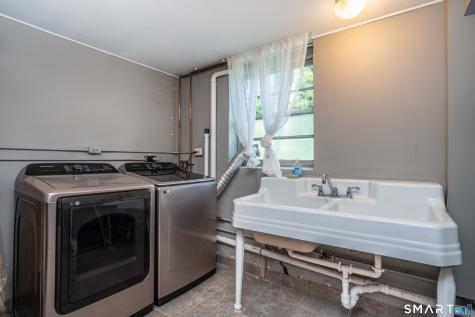 769 Ridge Road Wethersfield CT 06109