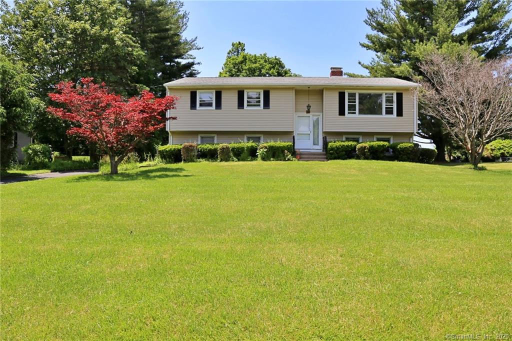 26 Pondfield Road New Fairfield CT 06812