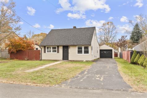 16 Greenway Place Meriden CT 06451