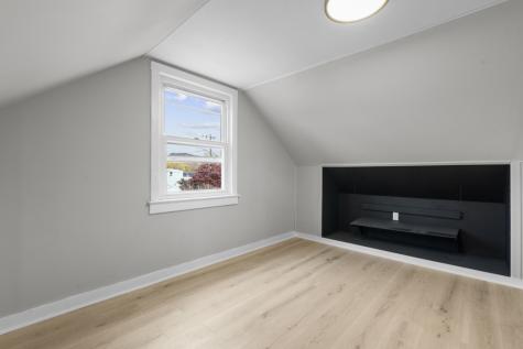 16 Greenway Place Meriden CT 06451