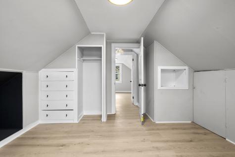 16 Greenway Place Meriden CT 06451