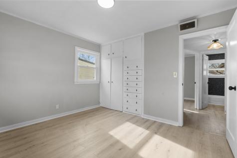 16 Greenway Place Meriden CT 06451