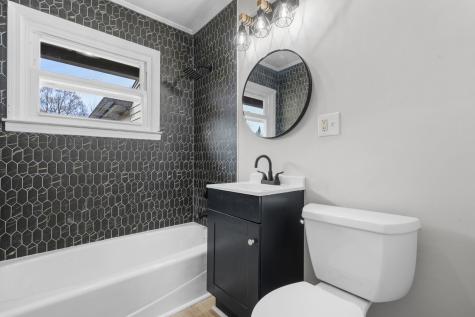 16 Greenway Place Meriden CT 06451