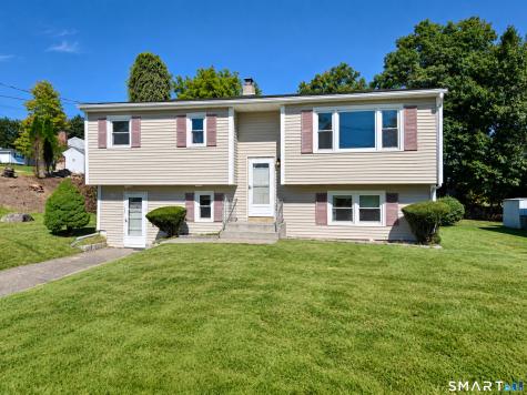 3 Carolyn Avenue Danbury CT 06811