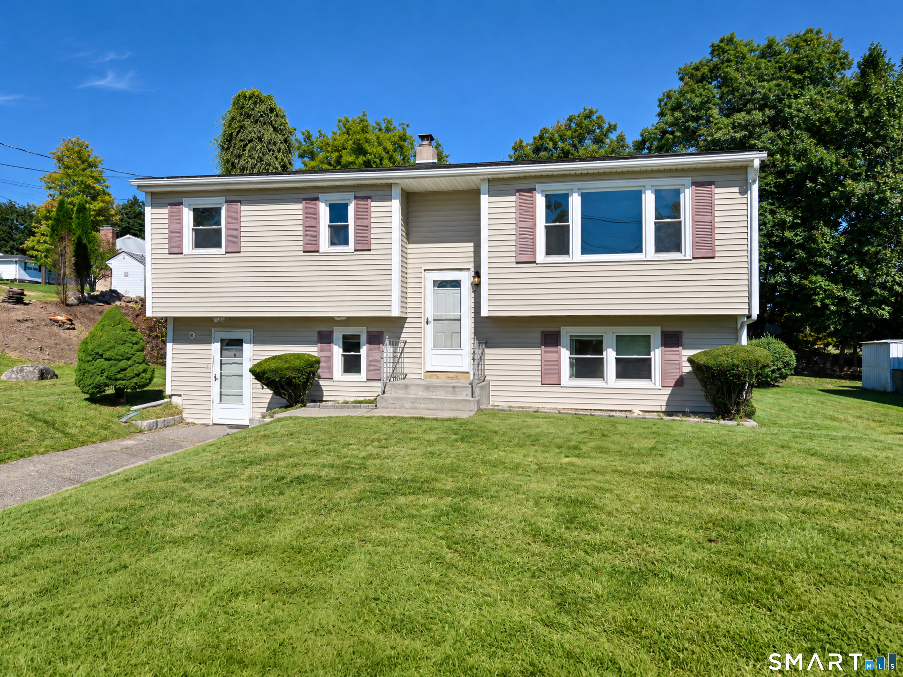 3 Carolyn Avenue Danbury CT 06811