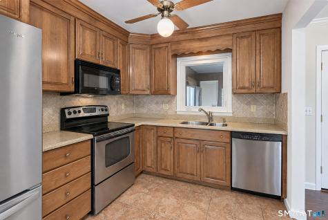 3 Carolyn Avenue Danbury CT 06811