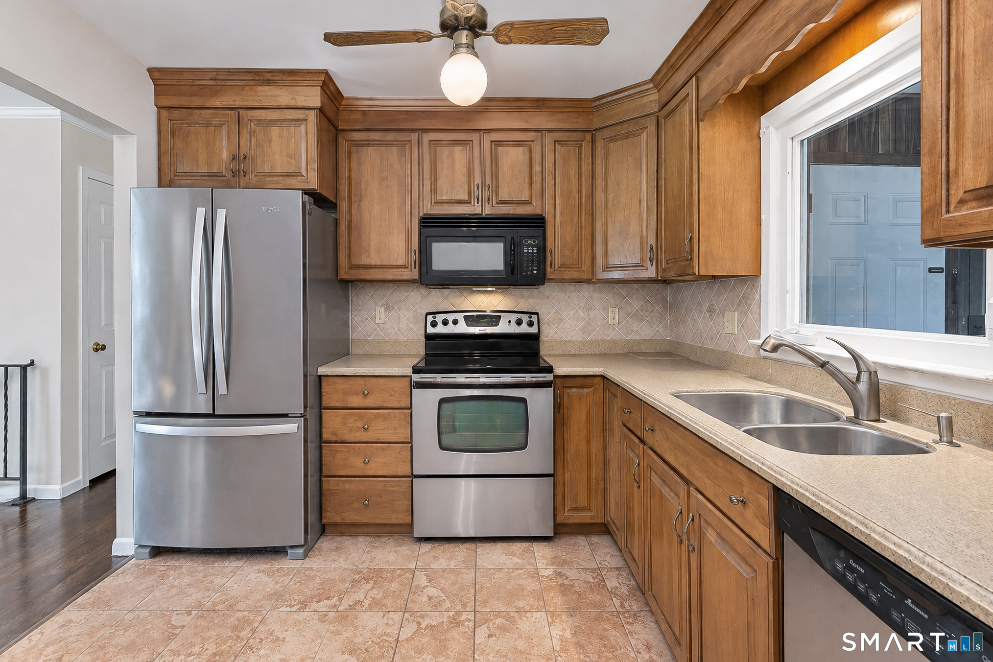 3 Carolyn Avenue Danbury CT 06811