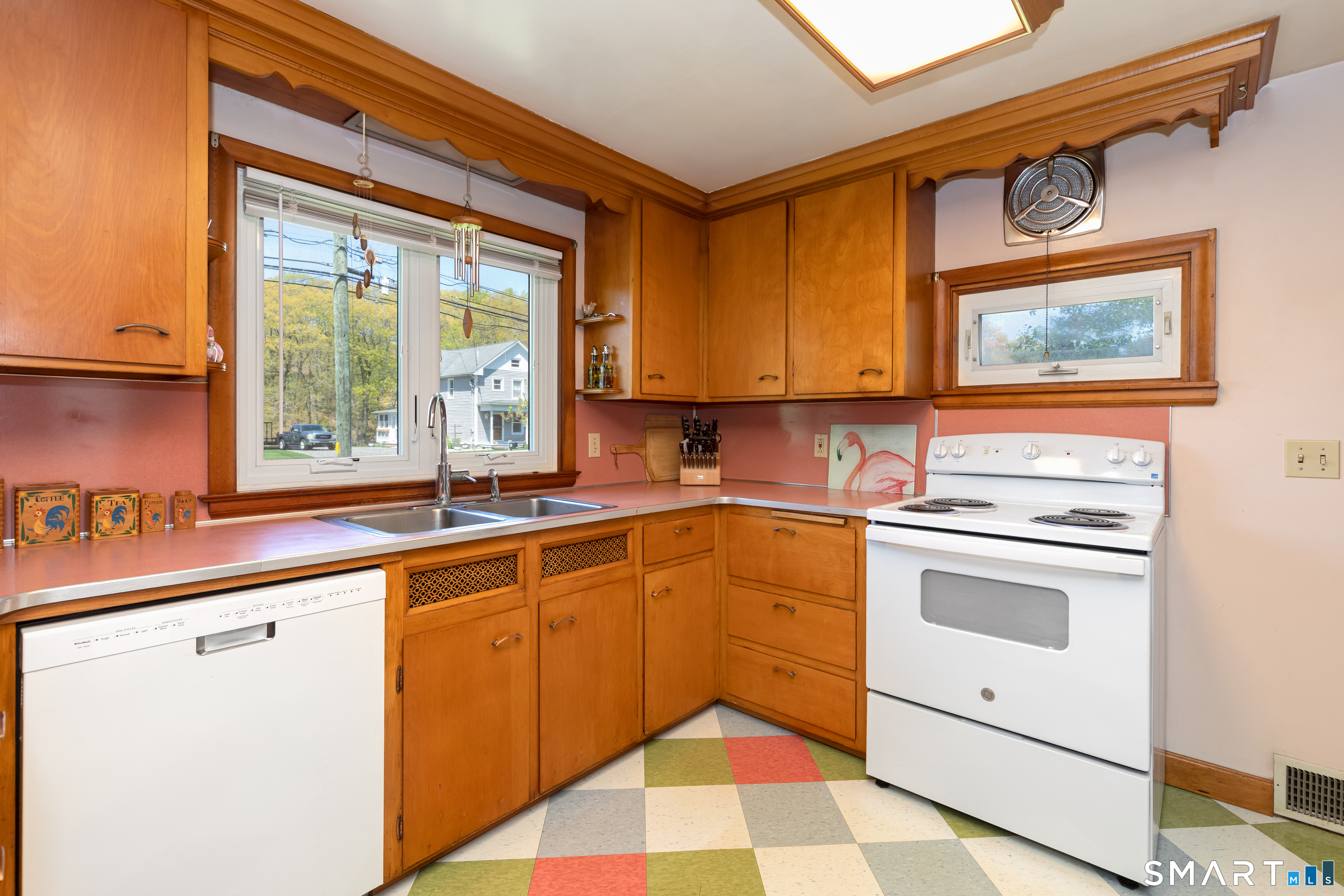 405 Gracey Avenue Meriden CT 06451