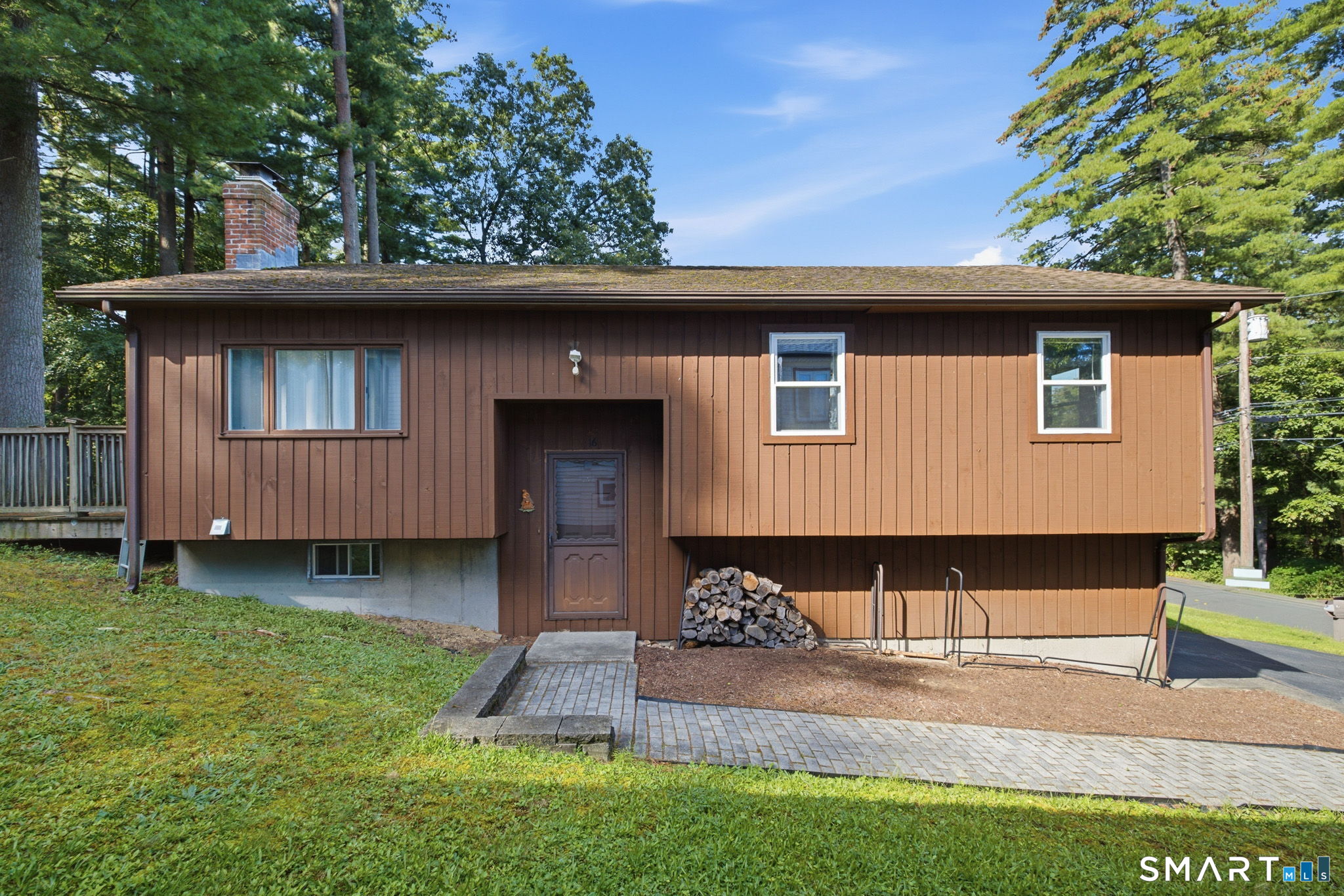 16 Circle Drive Farmington CT 06085