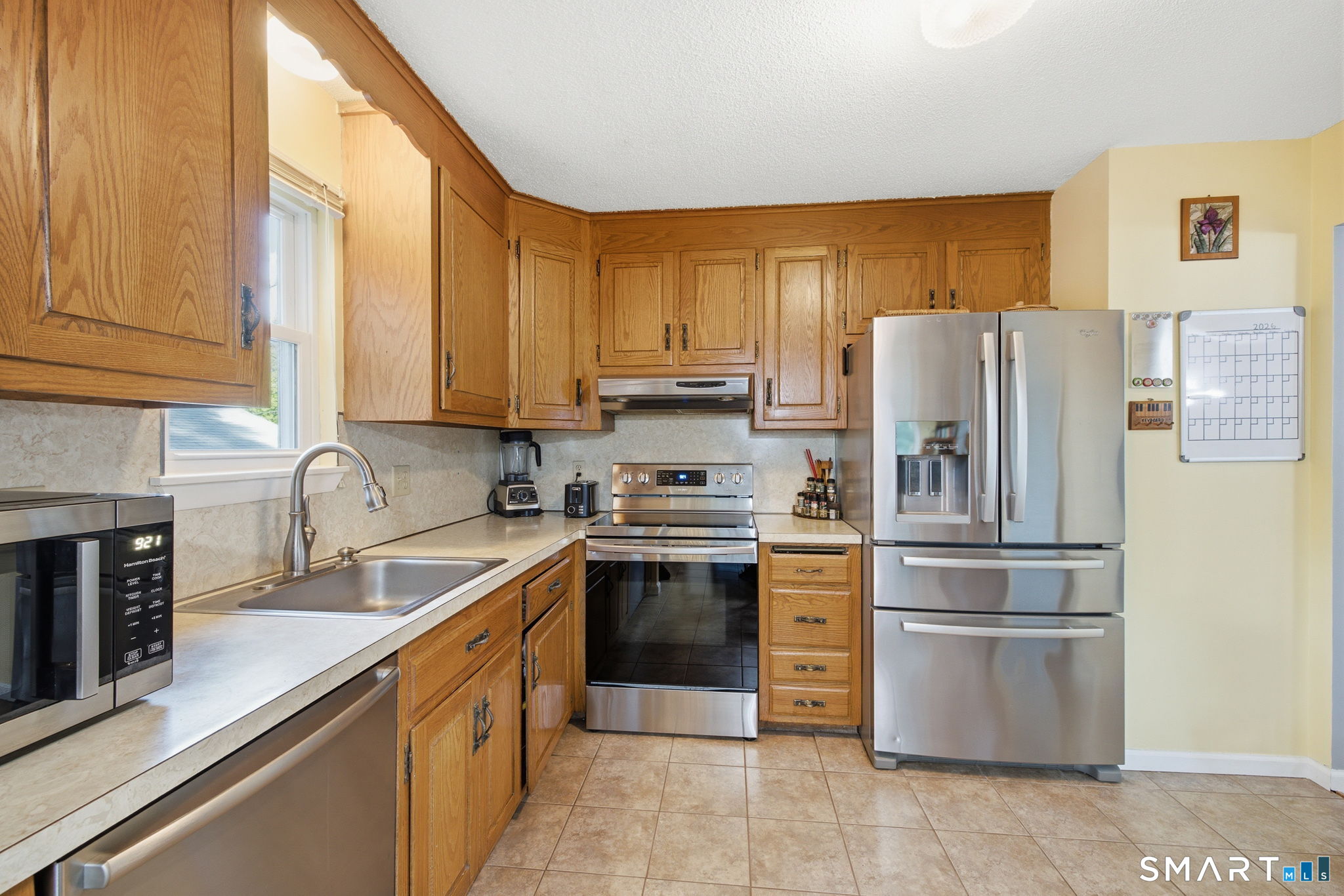 16 Circle Drive Farmington CT 06085