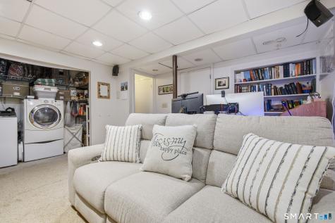 16 Circle Drive Farmington CT 06085