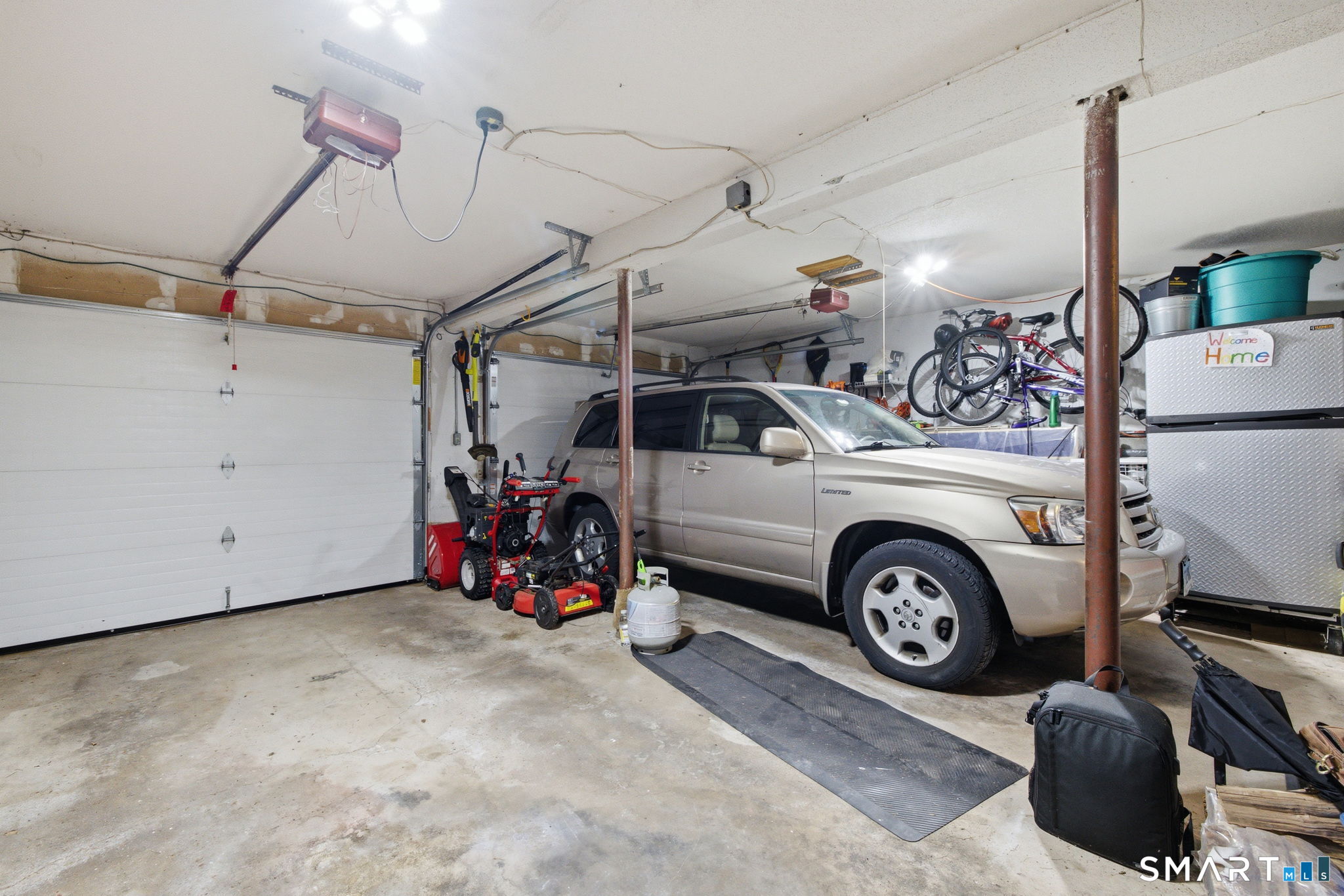 16 Circle Drive Farmington CT 06085